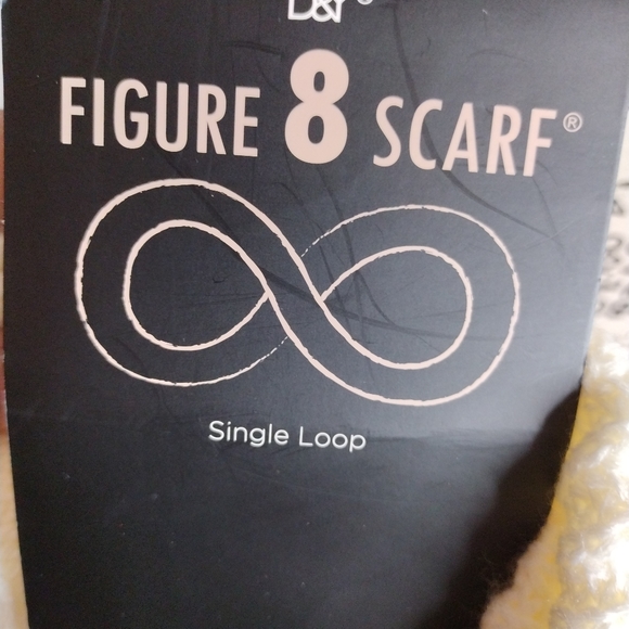 NWT D&Y Black Figure 8 Scarf Caplet Single Loop Wears 2 Ways - Picture 5 of 6